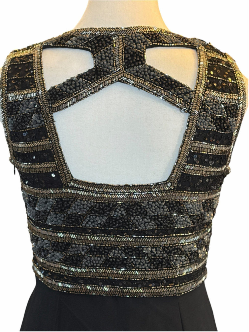 Adrianna Papell Black Gold Beaded Sequin Open Back Evening Gown Size 8 - Picture 7 of 9
